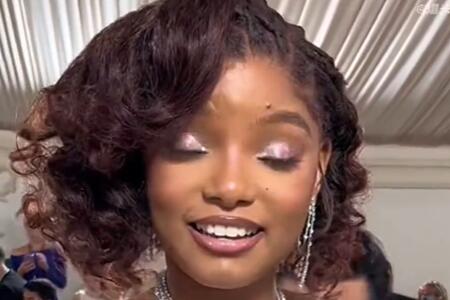 （关注）《小美人鱼》主演：比目鱼是我的