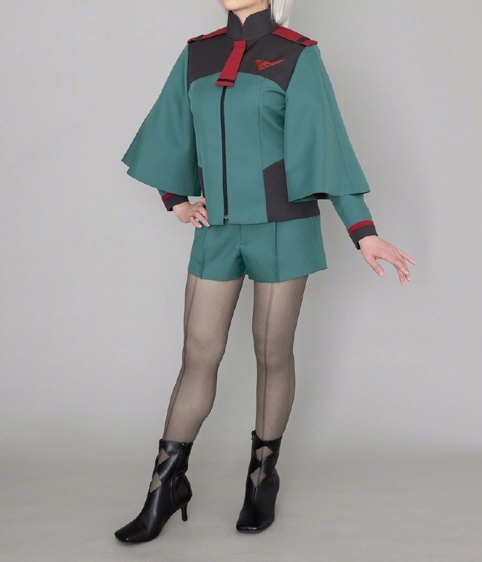 《机动战士高达 水星的魔女》新周边商品：裤袜