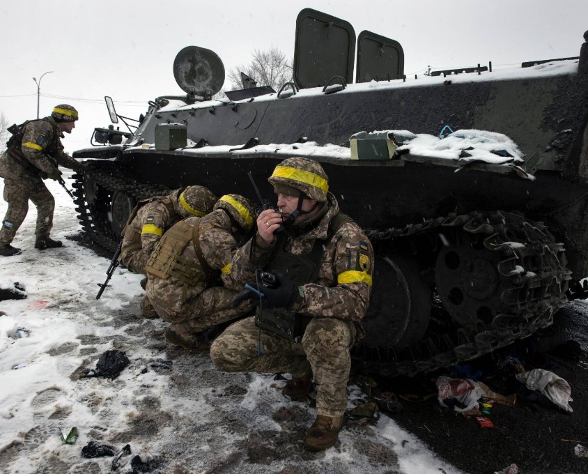 普京公开发言，称全地球都“点缀”着
